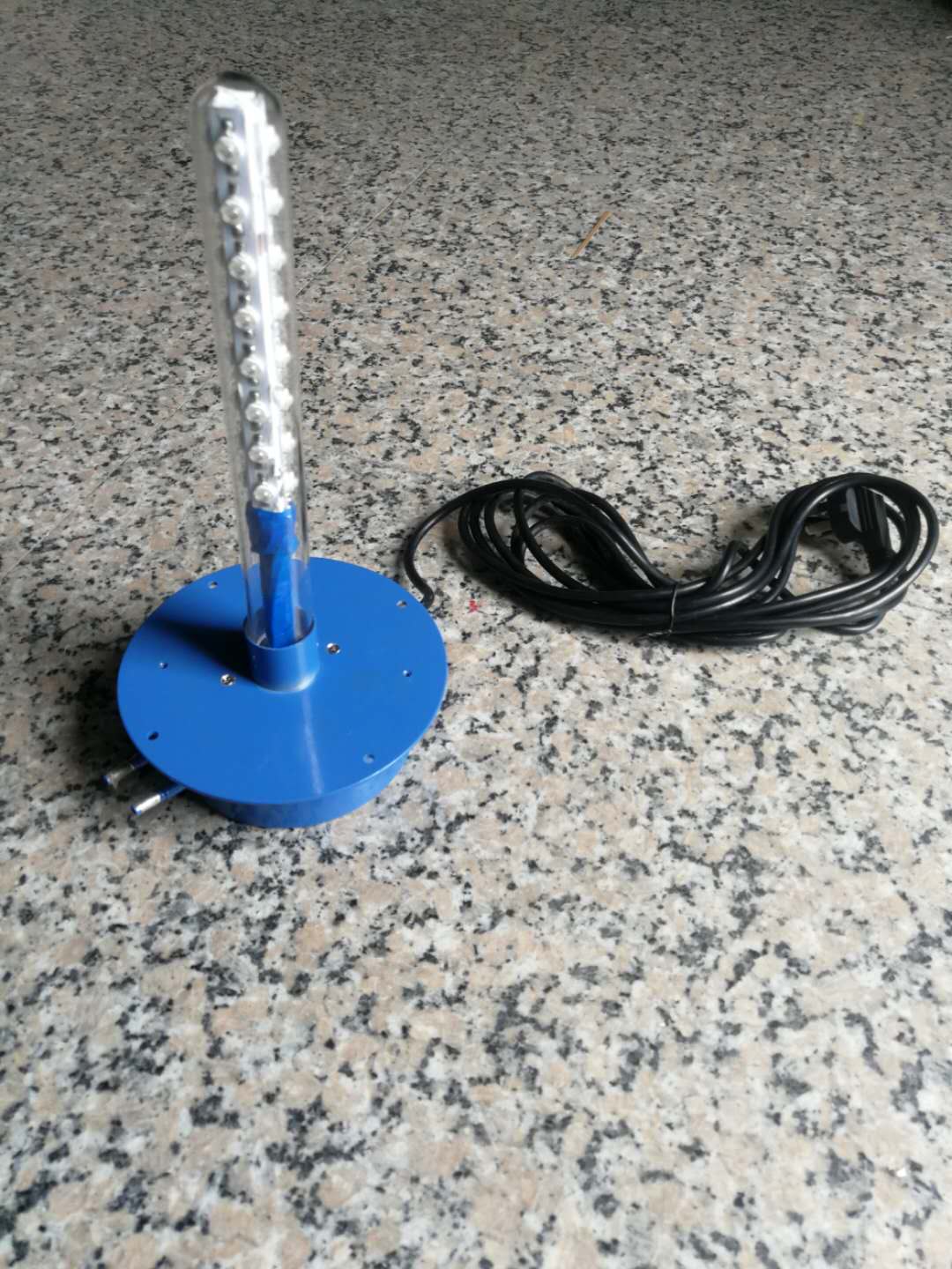 氯苄光氯化合成
